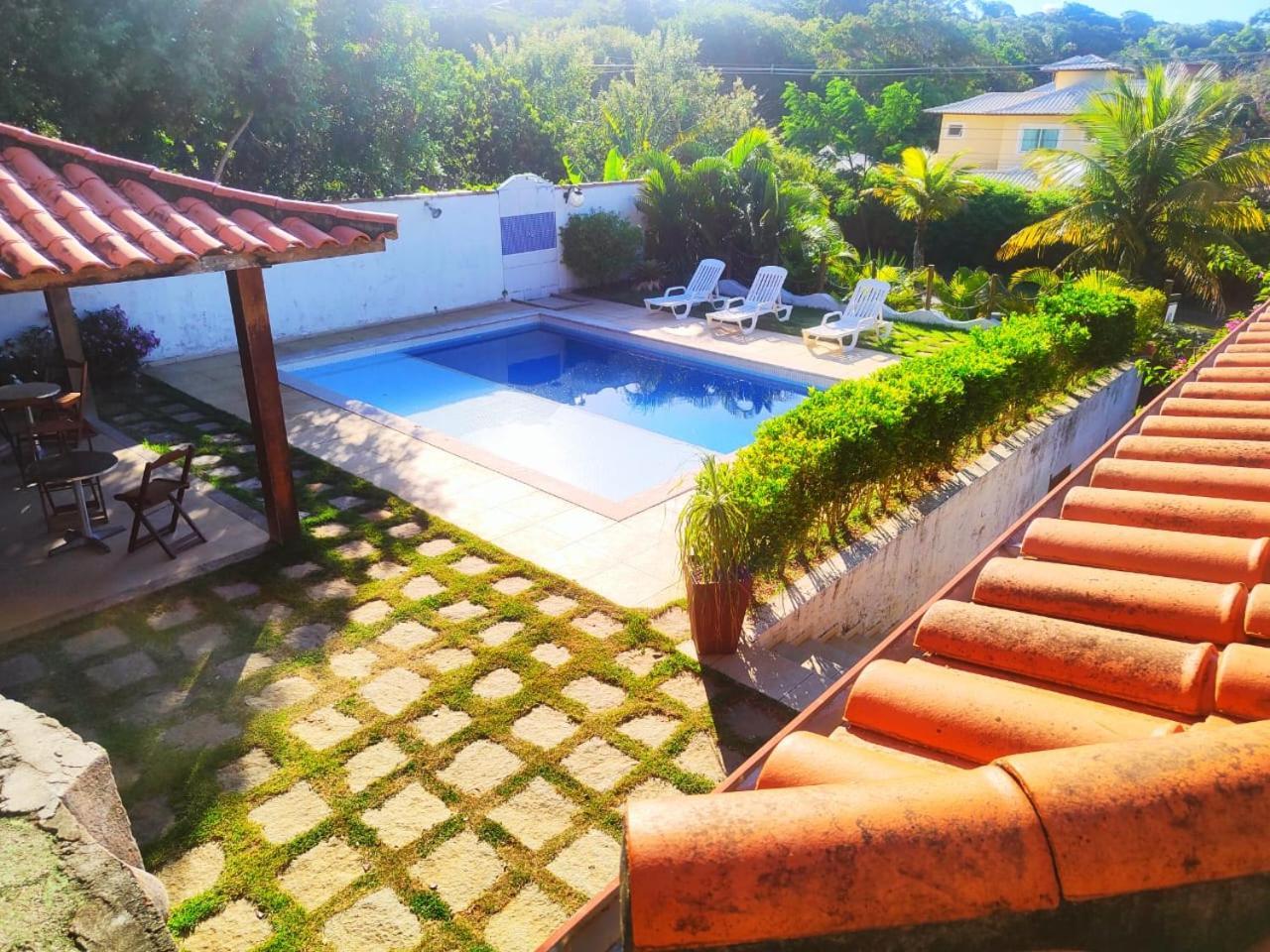 Quarto com 2 Camas de Solteiro